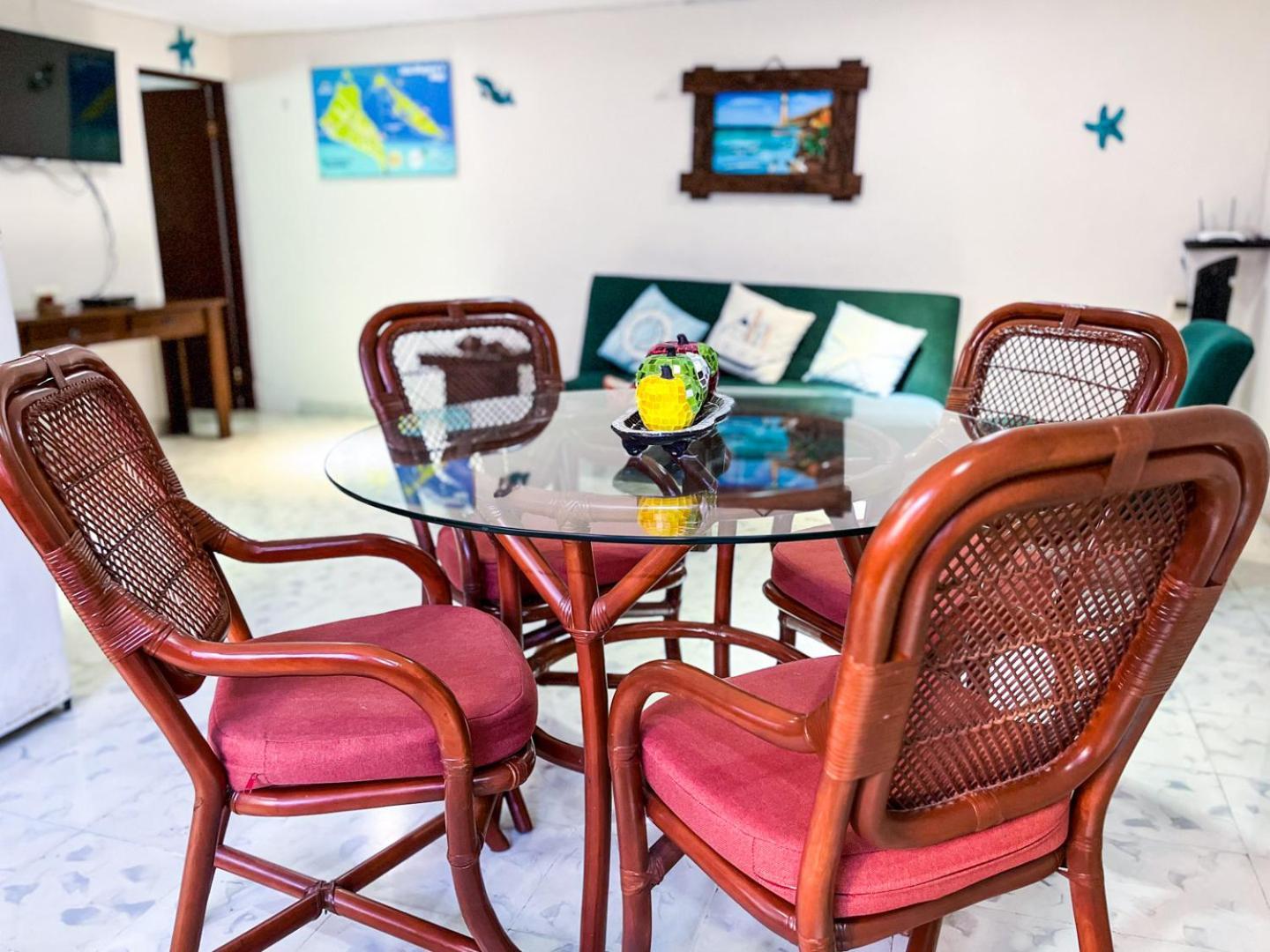 Cande'S Apartments Isla Mujeres Luaran gambar