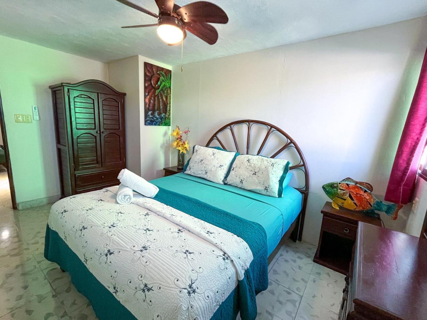 Cande'S Apartments Isla Mujeres Luaran gambar