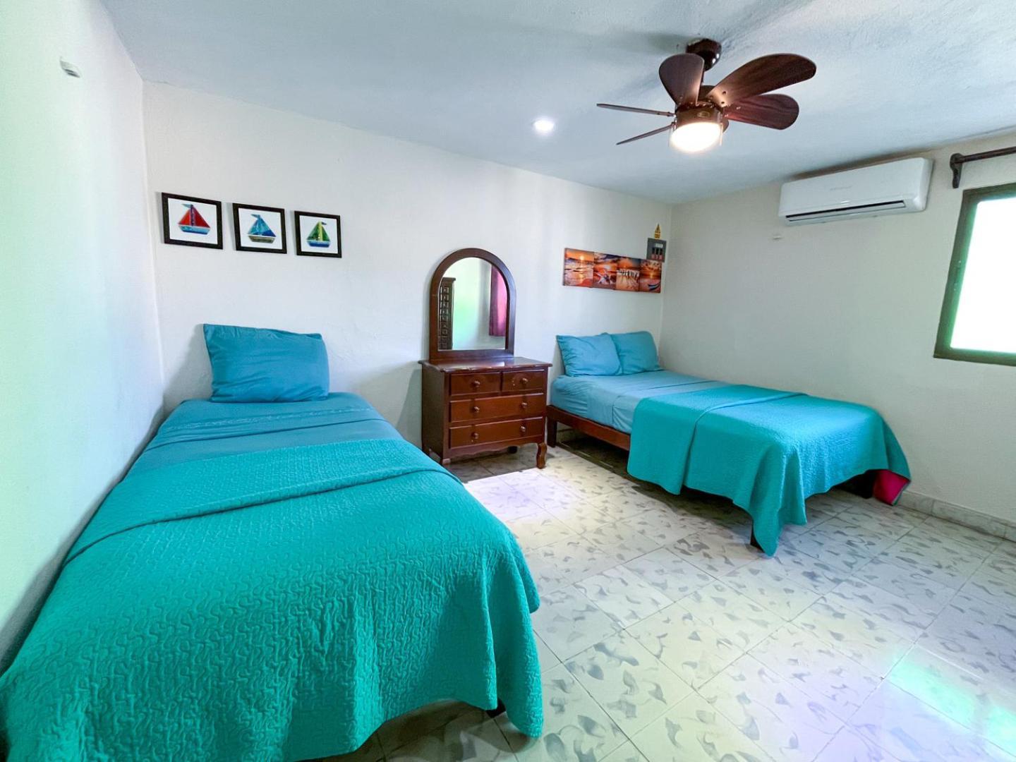 Cande'S Apartments Isla Mujeres Luaran gambar