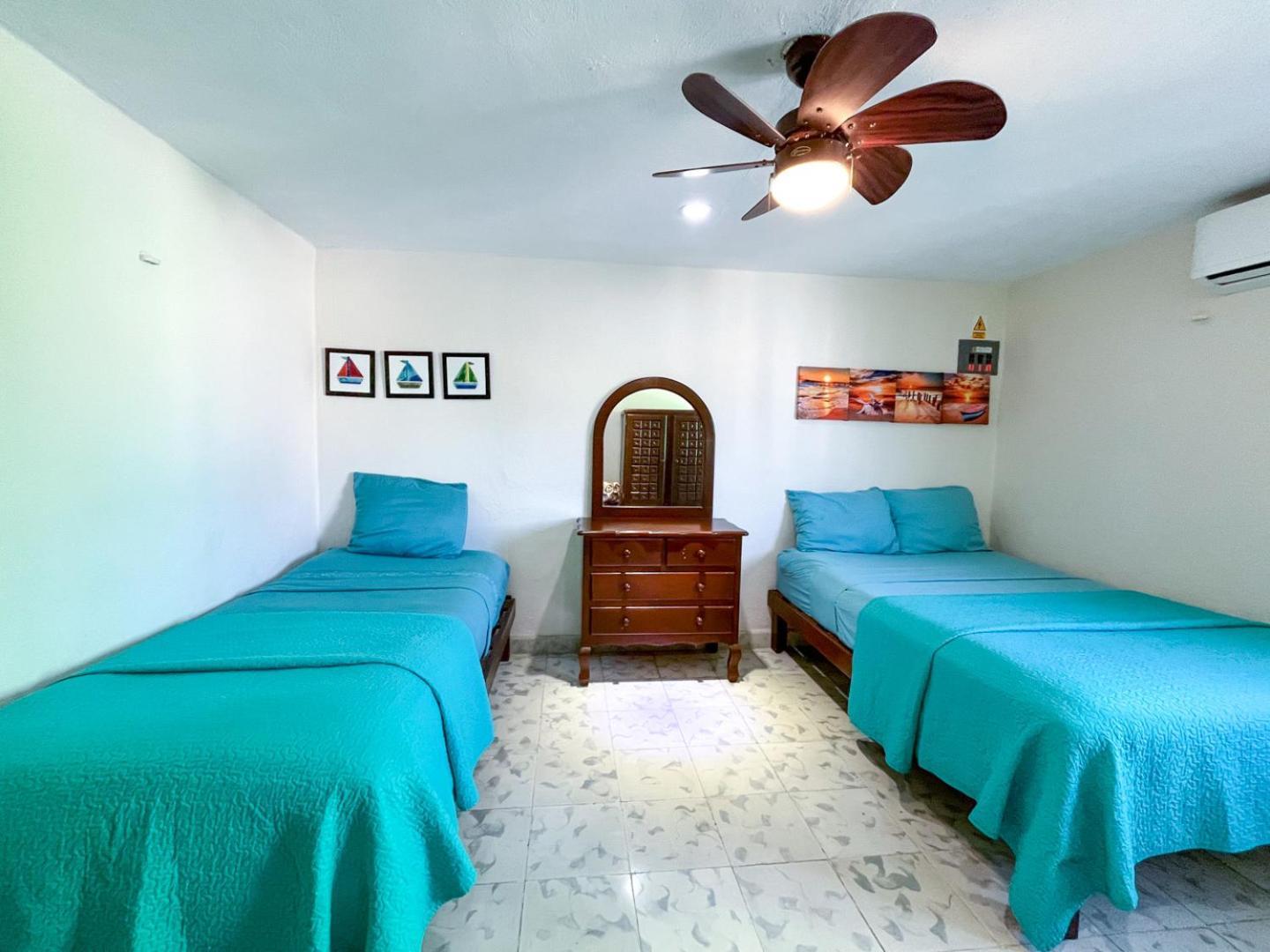 Cande'S Apartments Isla Mujeres Luaran gambar
